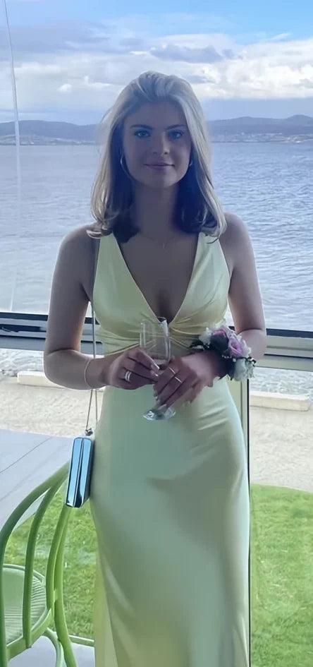 Pastel Yellow V-Neck Mermaid Prom Dress - Long Evening Party Gown