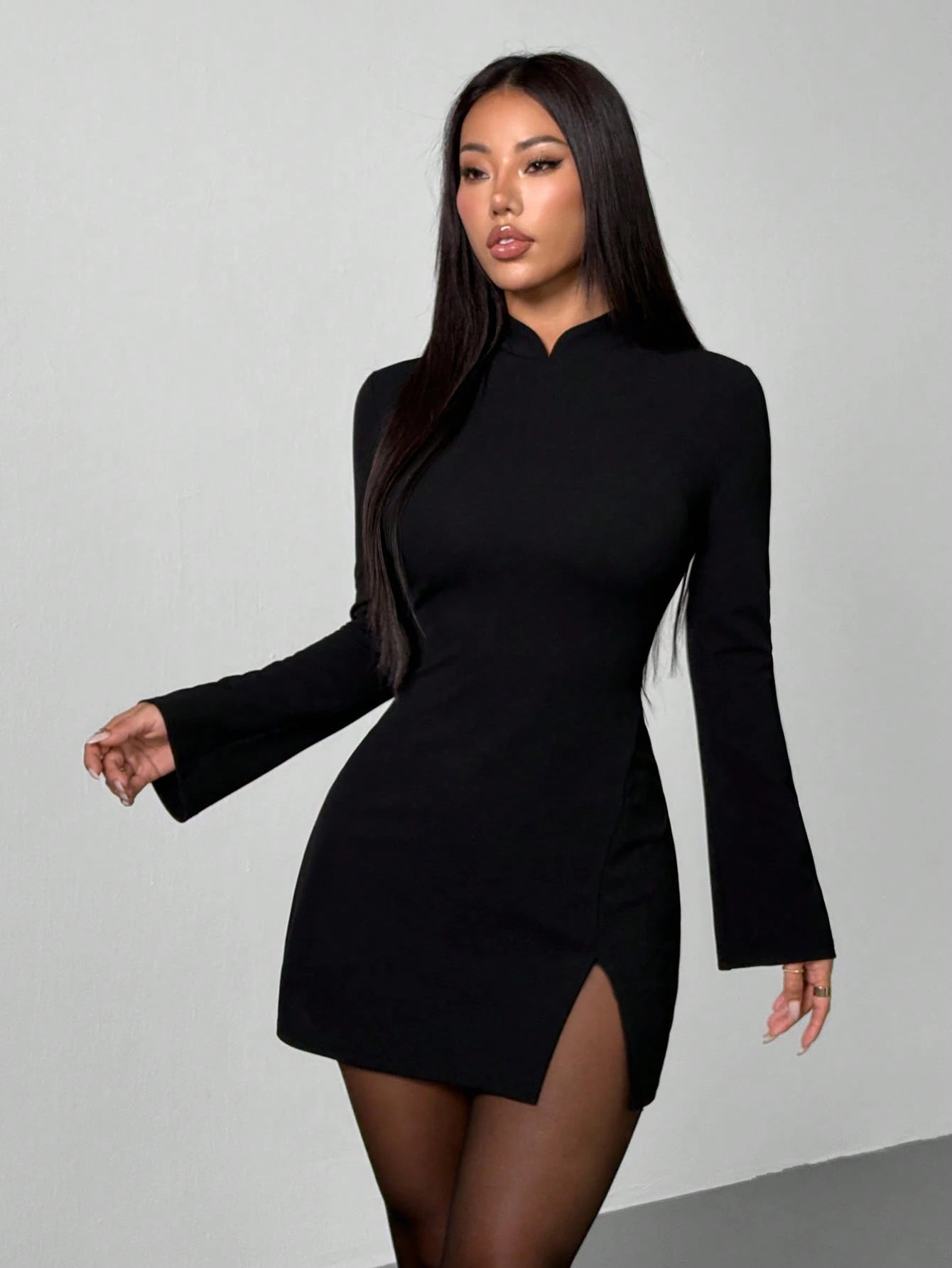 PETITE Women's Black Winter Elegant Seductive Date Night Out Dress,Vintage Stand Collar Flared Cuff Fitted Split Thigh Dress For Valentine's Day Party Outfit,Petite Women