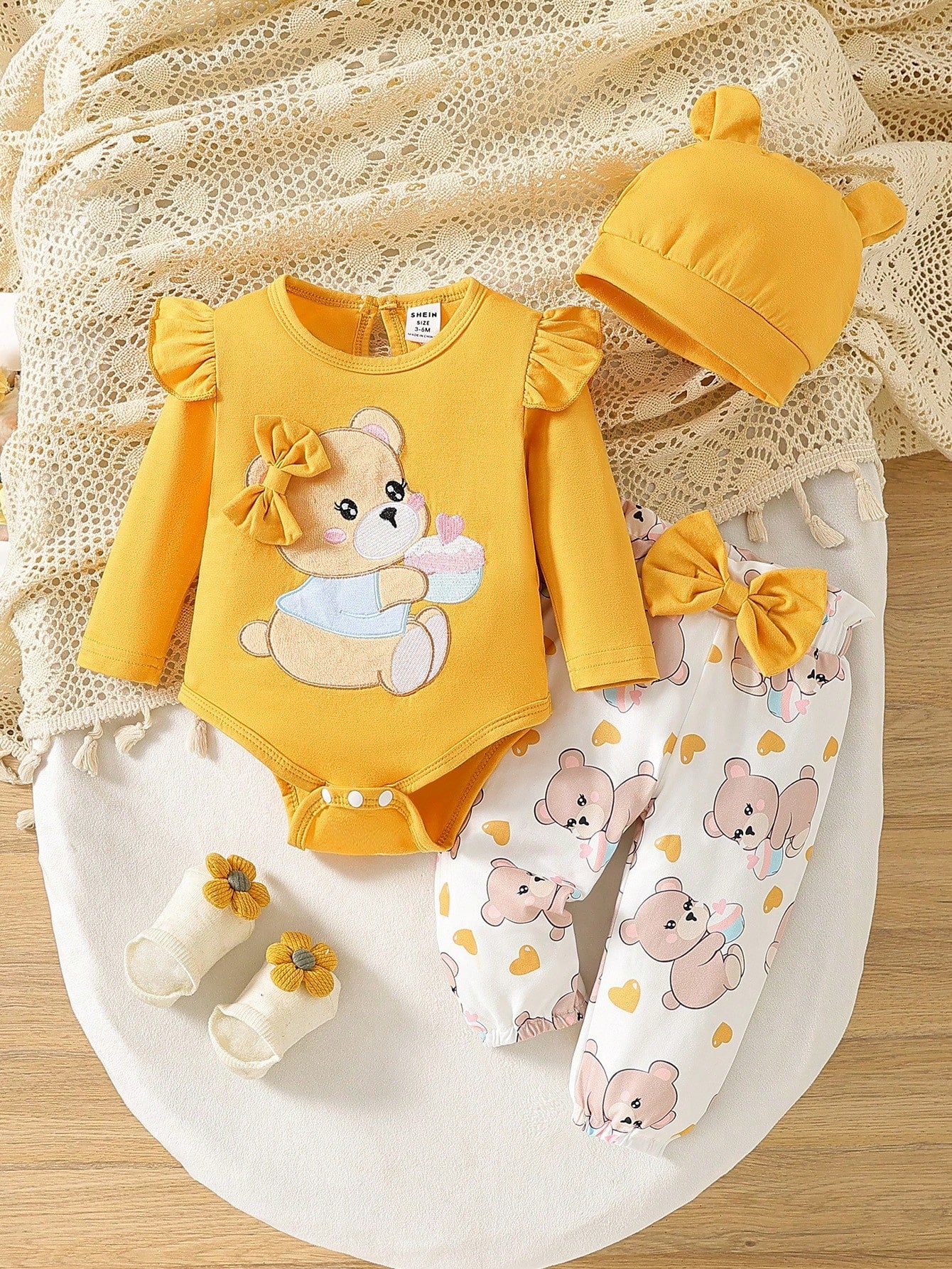 Playful Pals Baby Girls' Bear Printed Bodysuit And Digital Printed Pants Set
