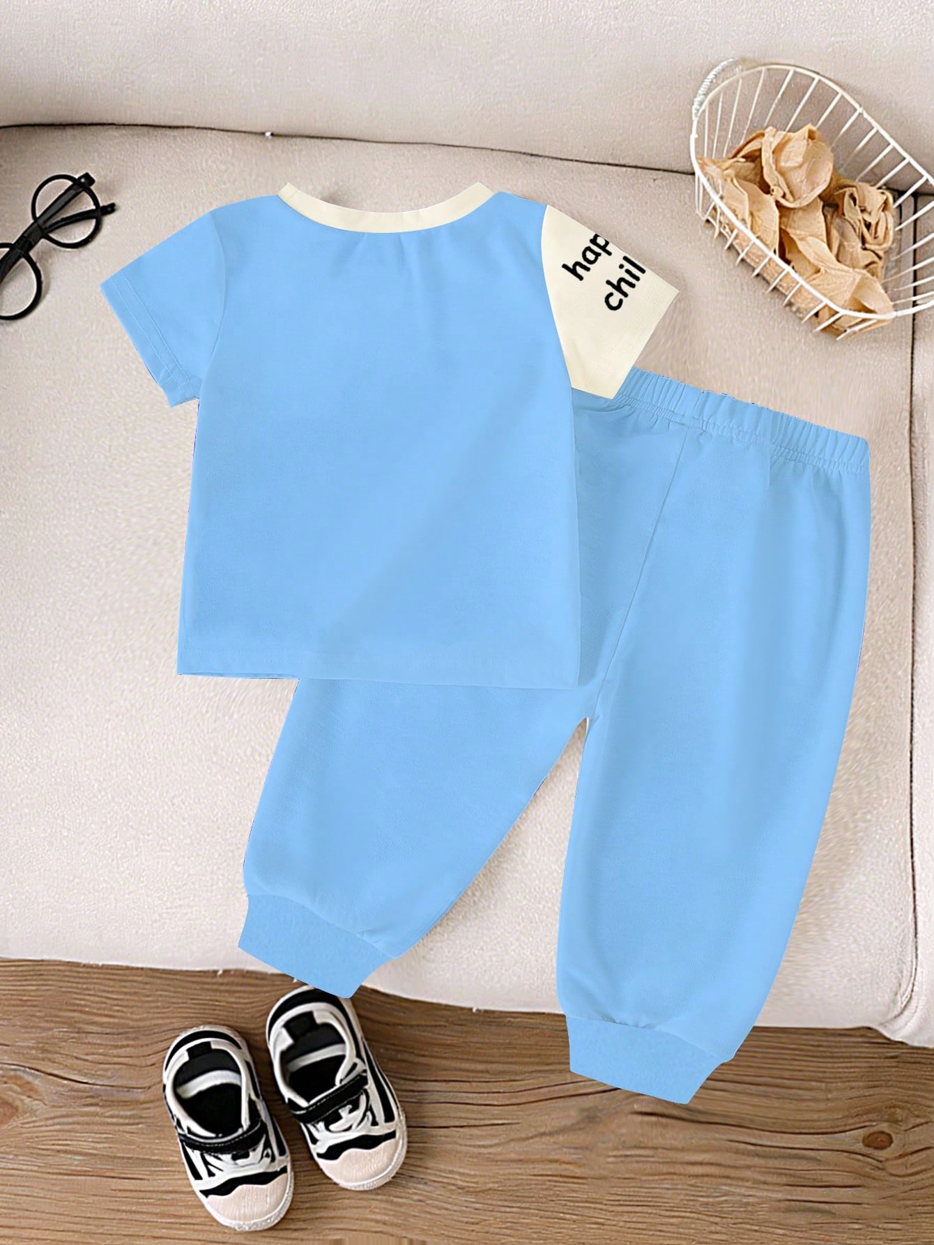 Playful Pals Boy Unisex Infant Toddler Korean Style Casual Fashion Colorblock Striped Bear Graphic Print Crew Neck Short Sleeve T-Shirt And Graphic Print Pants