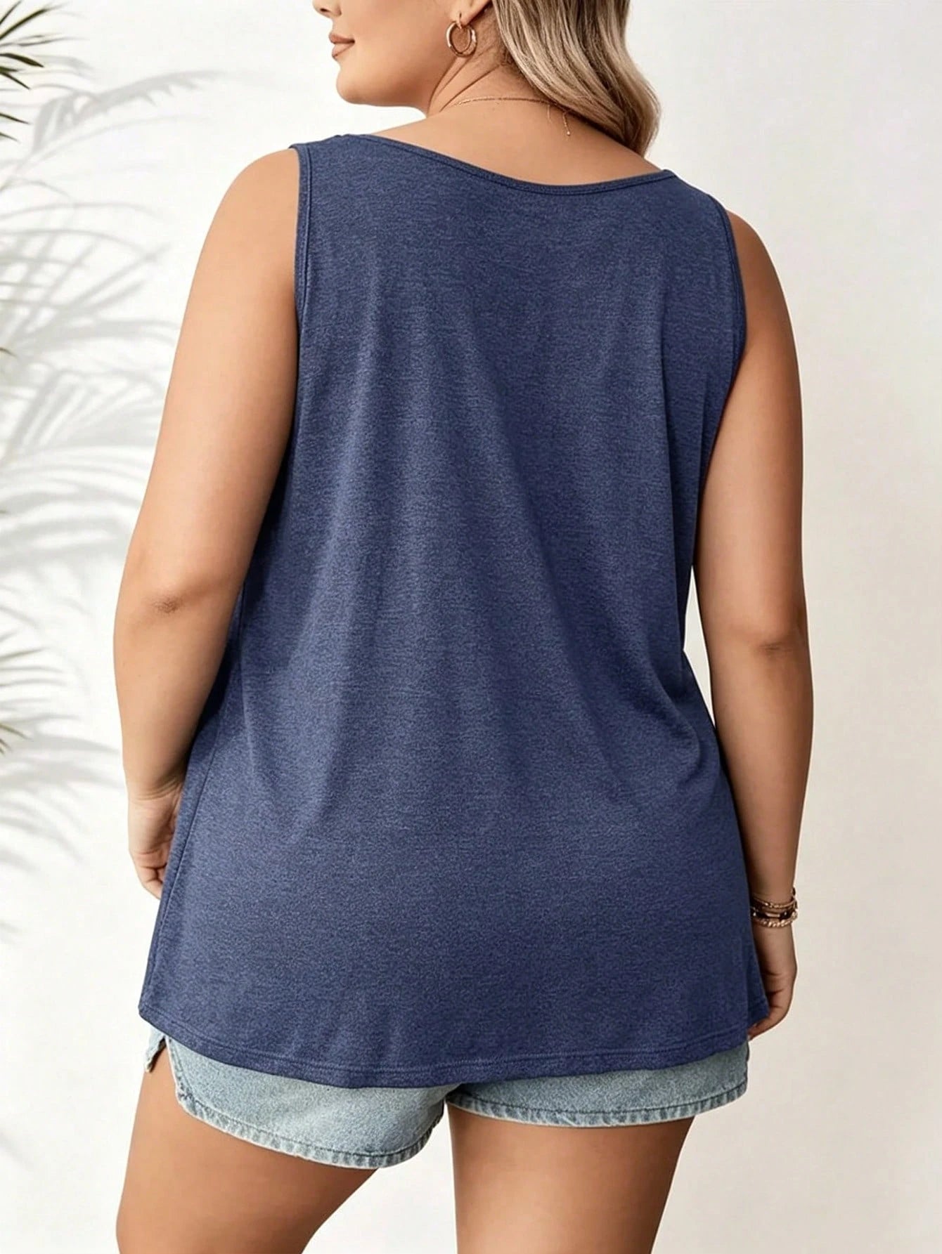 Plus Size 3pcs V-Neck Knit Tank Tops, Solid Color V-Neck Loose Casual Undershirt T-Shirt, Comfortable And Fashionable, Suitable For Spring/Summer Daily And Home Wear