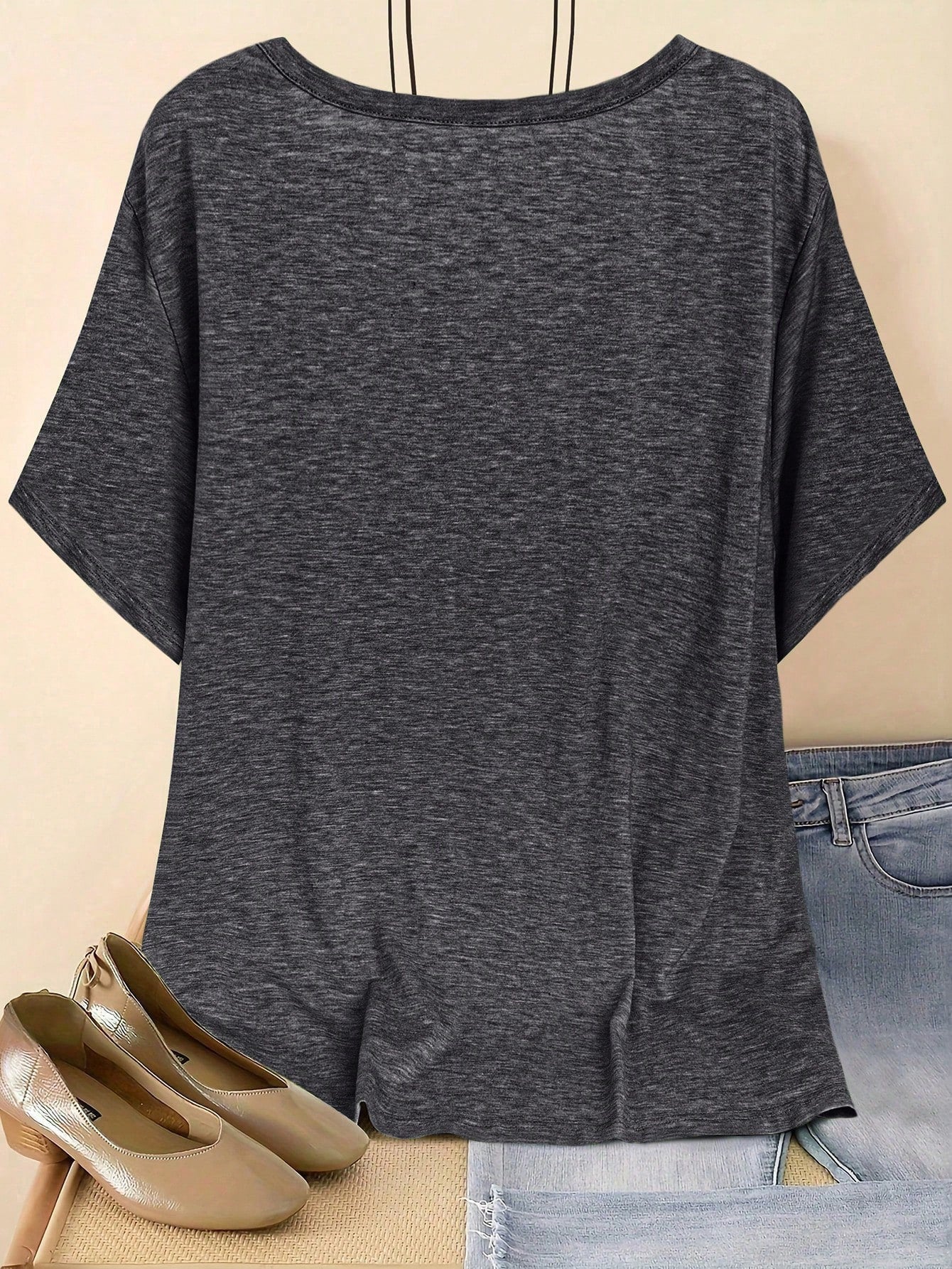 Plus Size V-Neck Short Sleeve Casual Top
