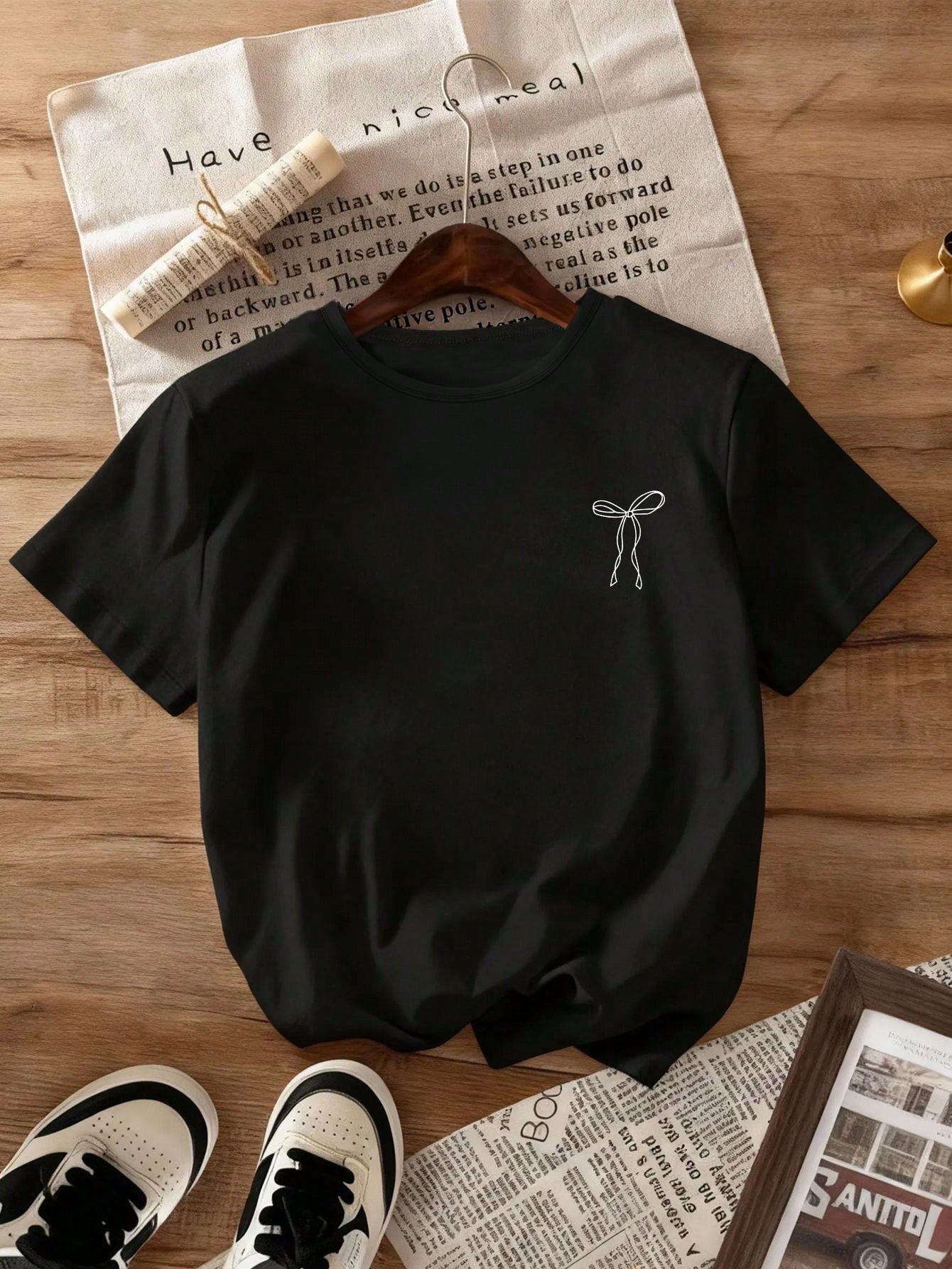 Plus Size Women's Summer Round Neck Loose T-Shirt, Bow Pattern, Beach Vacation Autumn Plus Size Clothing