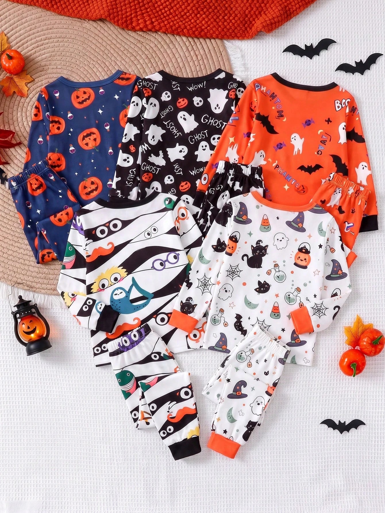 [Randomly Ships 1 Of 5]Baby Boy Halloween Cartoon Theme Loungewear, Multiple Playful Prints Pumpkin Ghost Bat Stripe Pattern, Knitted Fabric, Comfortable Soft High Elasticity Slim Fit Round Neck Long