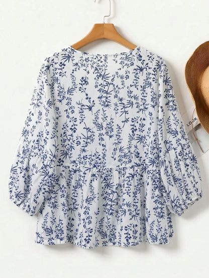 Resyla Plus Size French Blue And White Ditsy Floral Blouse, Loose Fit Lantern Sleeves, Flattering Slimming Casual Top, 3/4 Sleeve Button-Front Design, Plus Size Babydoll Blouse