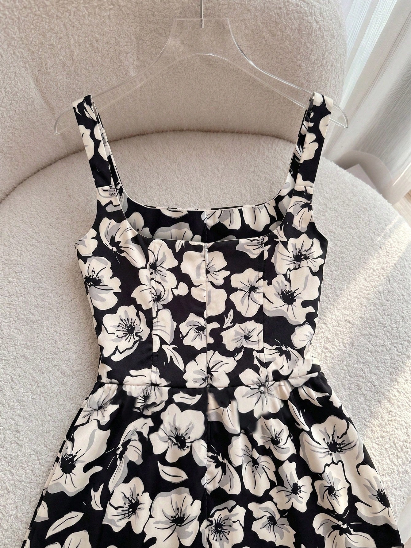 Resyla Women's Floral Dress, Romantic Garden Tea Party Holiday Date Outfit, Black Floral Spaghetti Strap Long Dress
