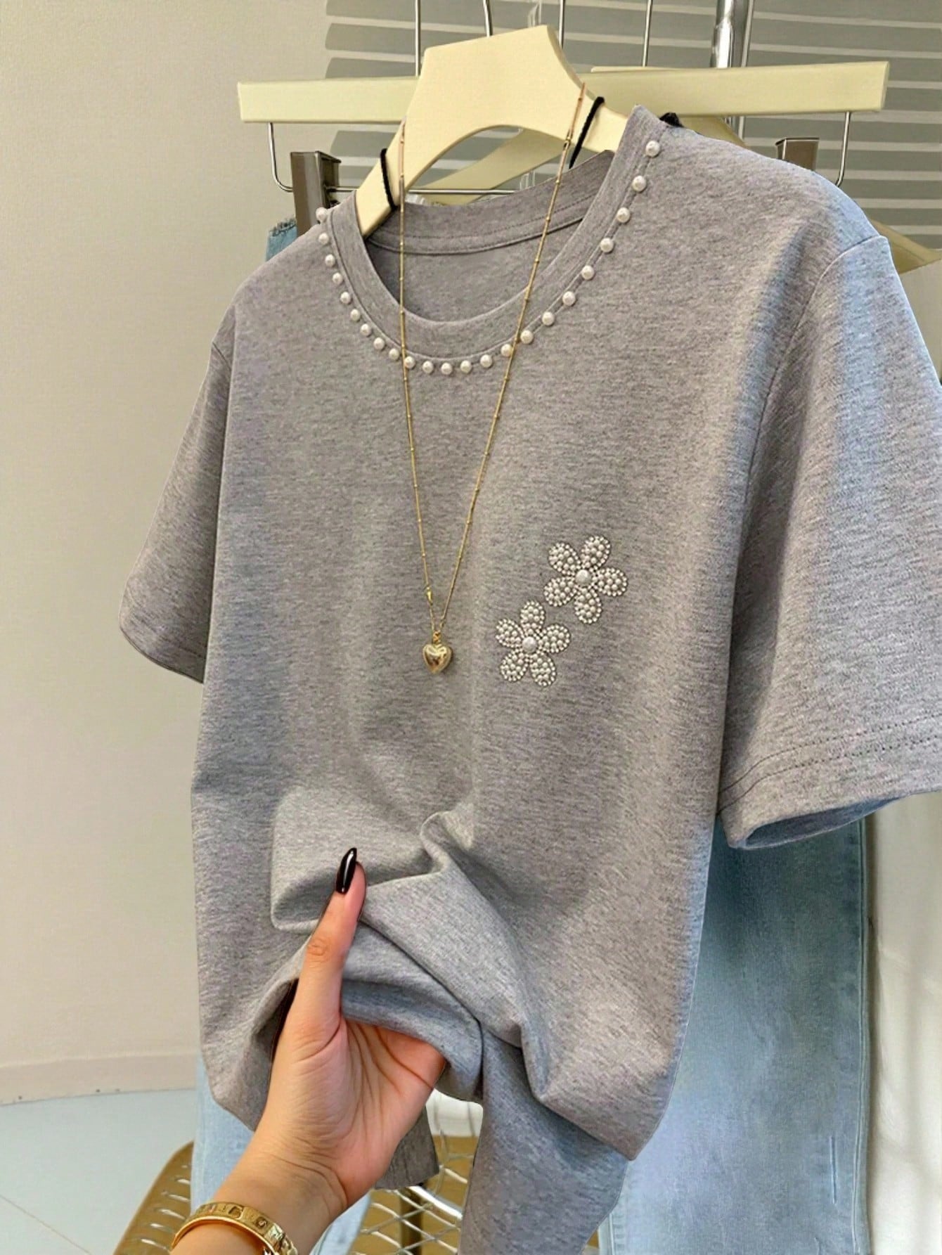 Resyla Women's Plus Size Super Loose White T-Shirt,Cute Heart Shape Dot Print Color-Blocked Top,Summer Vacation Casual Fashionable Gift For Mom & Sisters