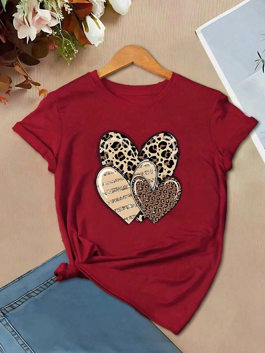 Romantic Cute Heart Print Casual Women's T-Shirt For New Year Clothes Graphic Cheetah Print Tees Women Tops Round Neck Loose Breathable Short Sleeve
