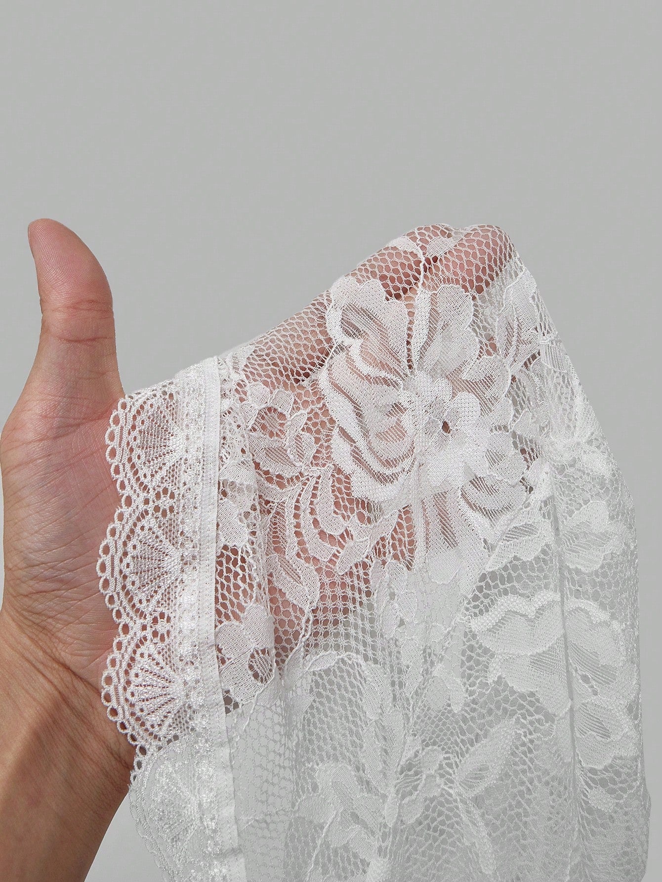 ROMWE Spring/Summer PPlus Size Gothic Lace Shrug Cardigan With Flared Sleeves, White Valentine's Day
