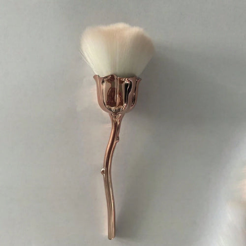 Rose Shaped Nail Dust Brush Soft Bristles Foundation Blush Makeup Tool Pink Handle Elegant Design For Salon Home Use