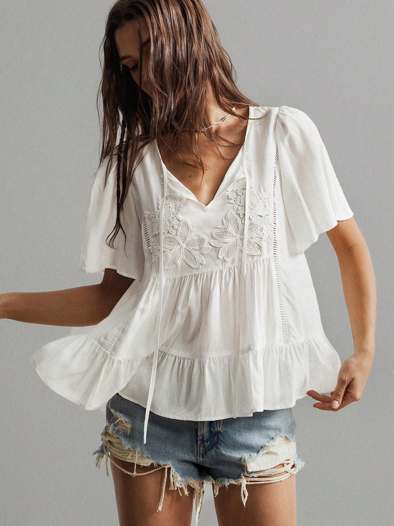 Rusttydustty Bohemian Style White Lace Embroidered V-Neck Loose Ruffle Sleeve Women's Vacation Top, Suitable For Autumn/Winter Summer