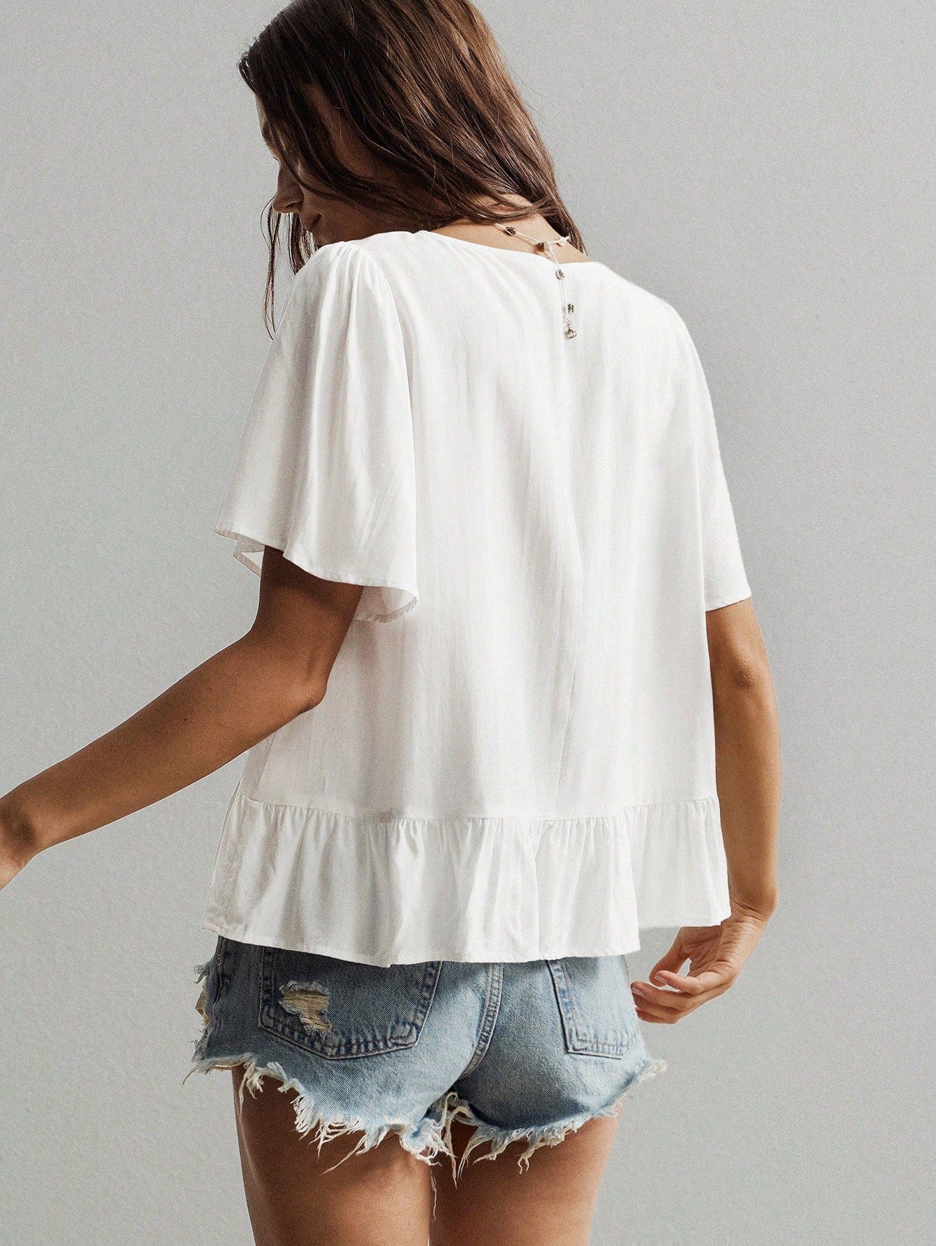 Rusttydustty Bohemian Style White Lace Embroidered V-Neck Loose Ruffle Sleeve Women's Vacation Top, Suitable For Autumn/Winter Summer