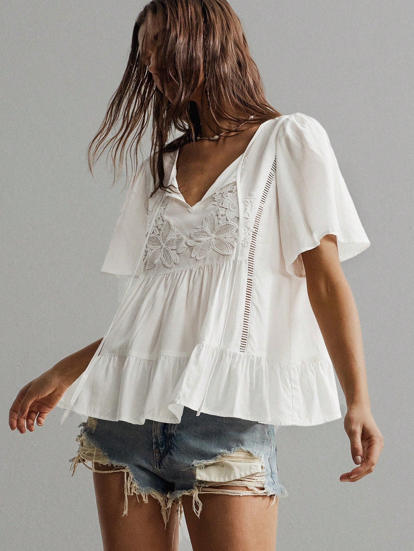 Rusttydustty Bohemian Style White Lace Embroidered V-Neck Loose Ruffle Sleeve Women's Vacation Top, Suitable For Autumn/Winter Summer