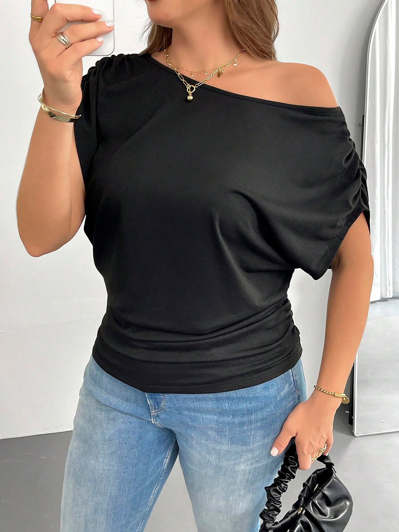 Shapeblank Plus Size Women's Black Off-Shoulder Short-Sleeved T-Shirt, Loose Casual Sexy Smart Casual Night Out Gender Reveal Club Summer Tops, Versatile Clothes