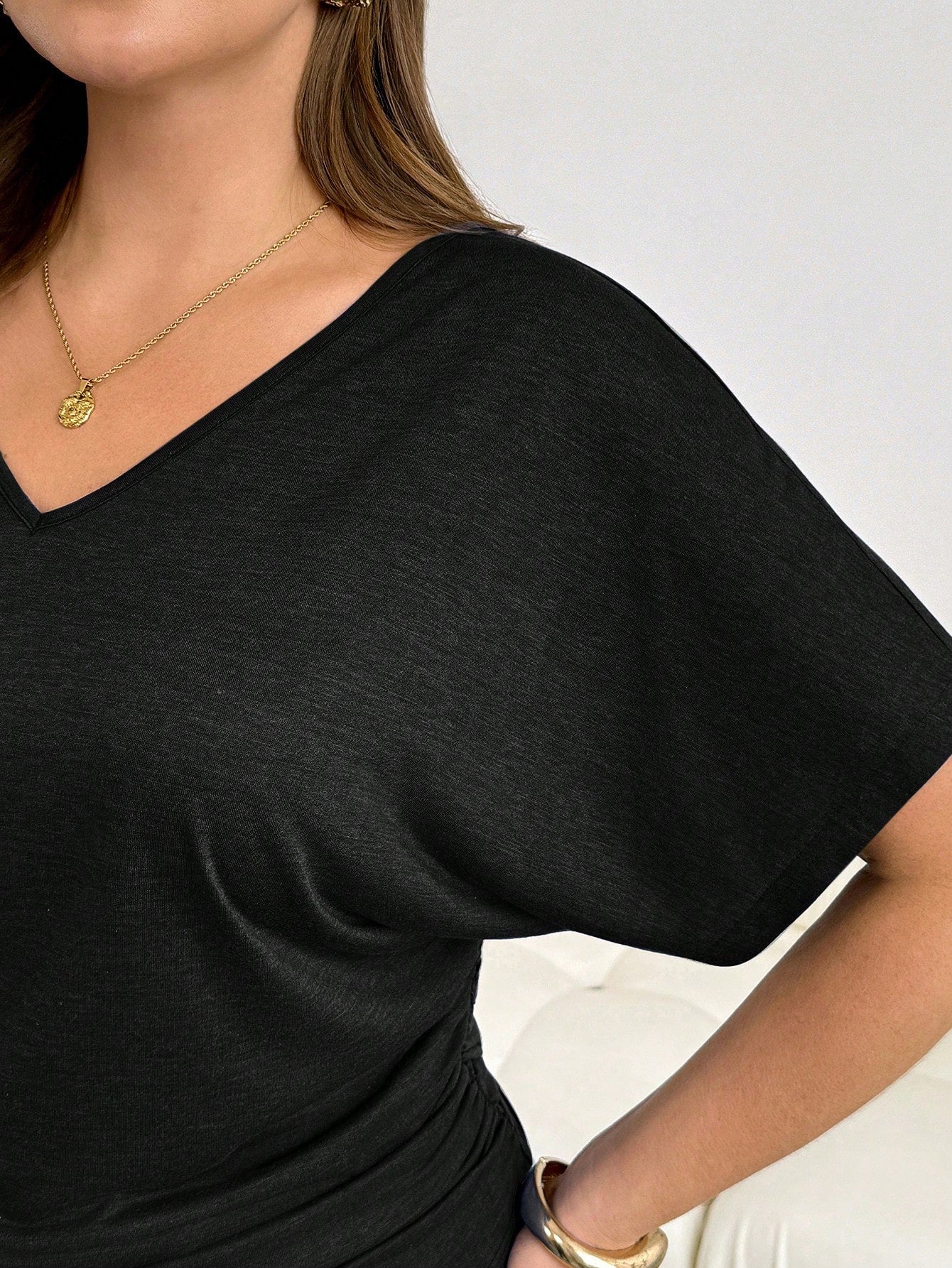 Shapeblank Plus Size Women's Solid Color V-Neck Batwing Short Sleeve Casual T-Shirt Club Formal Black Summer