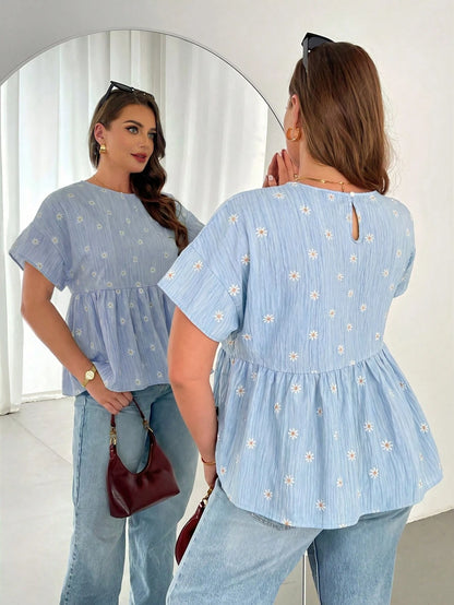 Shapeblank Plus Size Women's Spring/Summer Fashion Casual Loose Comfortable Daily Basic Versatile Slimming Daisy Blue Print Short Sleeve Doll Top, Women's Shirt, Outing, Vacation, Minimalist Style