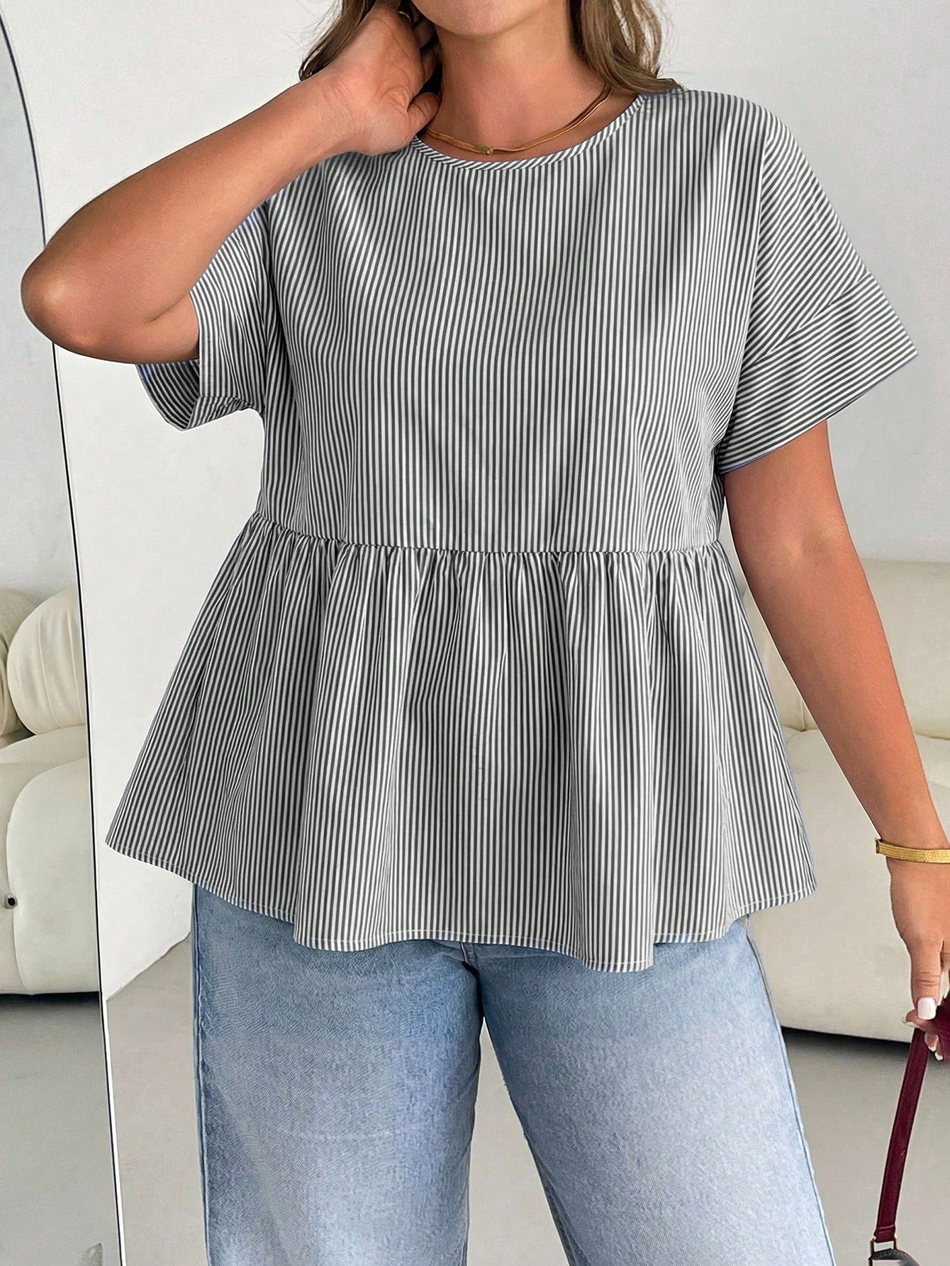 Shapeblank Plus Size Women's Spring/Summer Fashion Casual Loose Comfortable Daily Basic Versatile Slimming Daisy Blue Print Short Sleeve Doll Top, Women's Shirt, Outing, Vacation, Minimalist Style