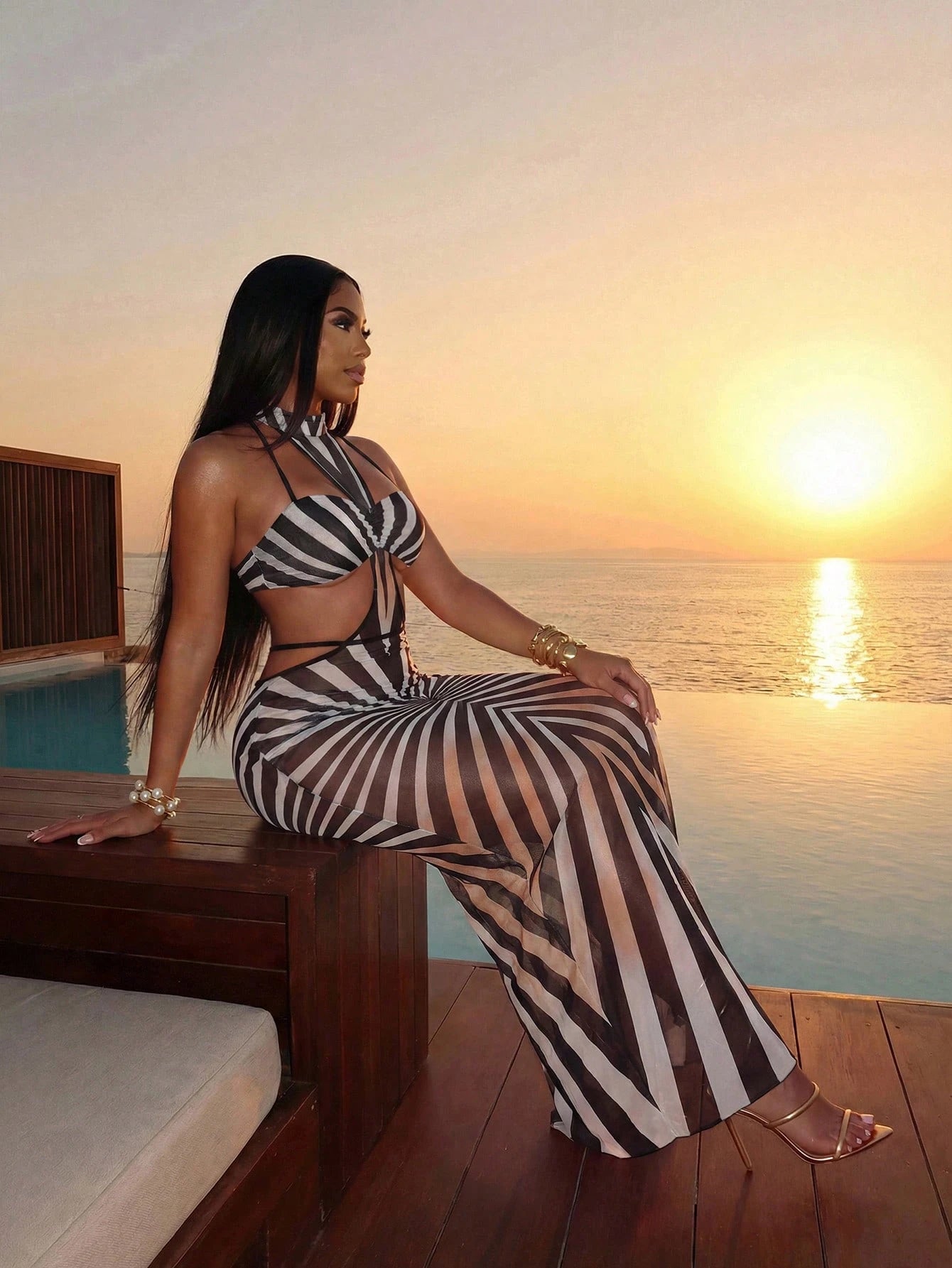 Slaydiva 2026 Casual Beach Vacation Elegant Unique Collar Neckline, Chest Cutout, Waist Tie Side Hollow, Striped Print Dress Style Cover-Up Summer