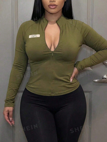 Slaydiva Autumn Casual Sports Simple Small Stand-Up Collar Half Zipper Thumb Cuffs Long Sleeves Patch Decoration Raglan Sleeves Slim Yoga Wear Military Green Knitted Women's Top-E.