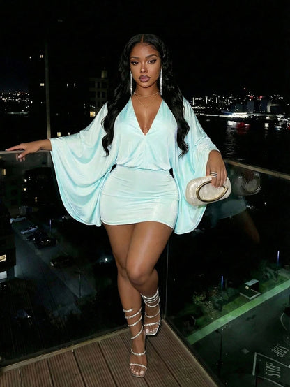 Slaydiva Elegant Mint Blue Deep V-Neck Batwing Sleeve Loose Bodycon Mini Dress- Suitable For Valentine's Day, Date, Vacation