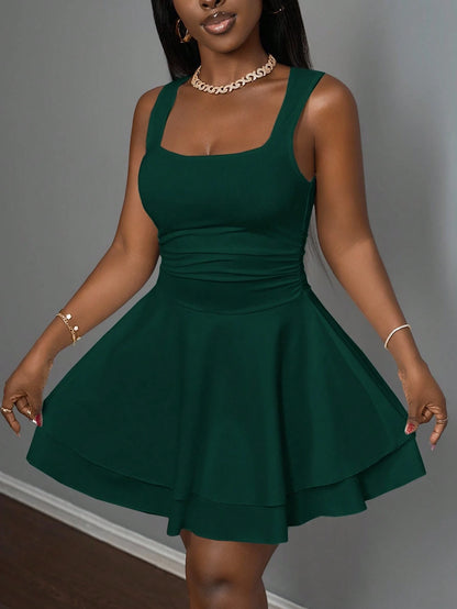 Slaydiva Women's Casual Basic Sleeveless Ruched Layered A-Line Short Dress, Minimalist Design