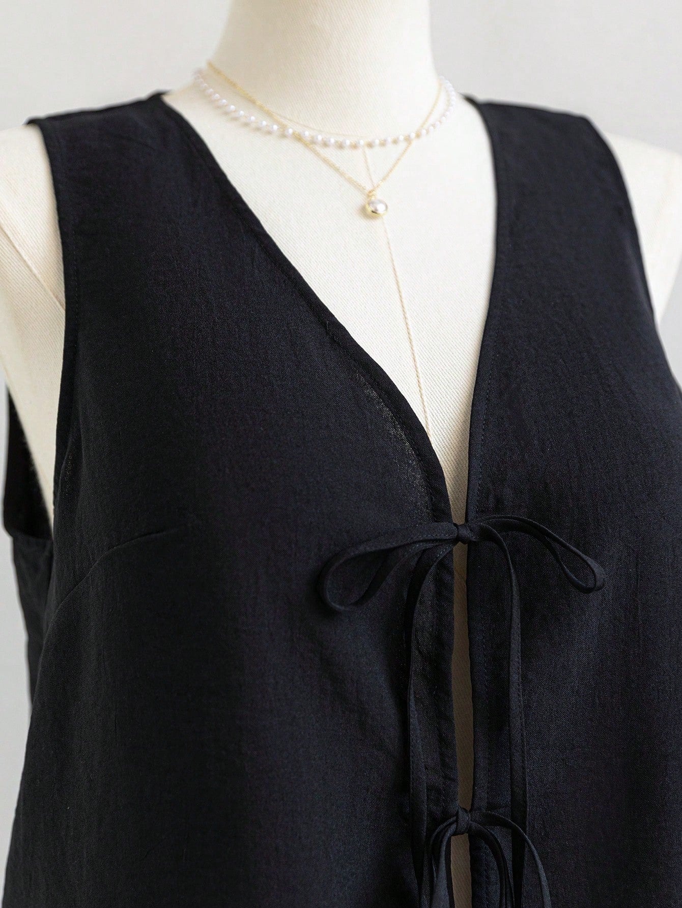 Soleia Plus Size Women Loose Sleeveless Top Jacket With V-Neck, Drawstring, Blue