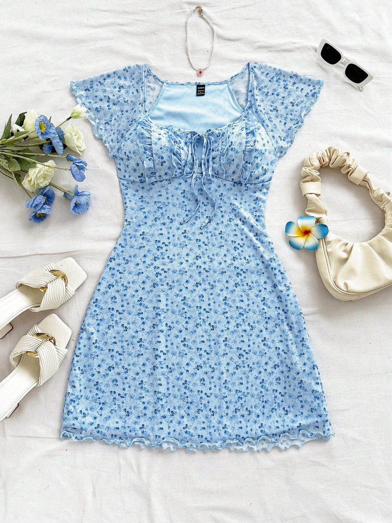 Soleia Short Vacation Knit Square Neckline Dress With Floral Print And Lace-Up Detail,Pastel Dresses For Women