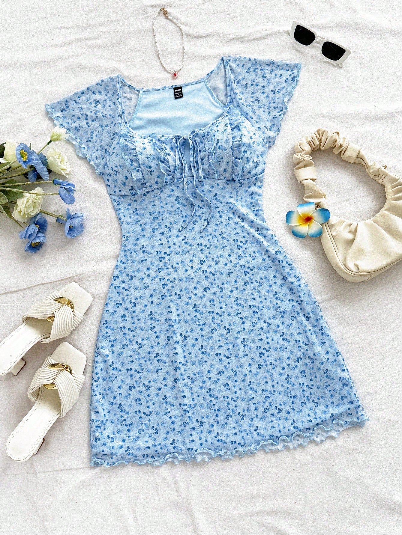 Soleia Short Vacation Knit Square Neckline Dress With Floral Print And Lace-Up Detail,Pastel Dresses For Women