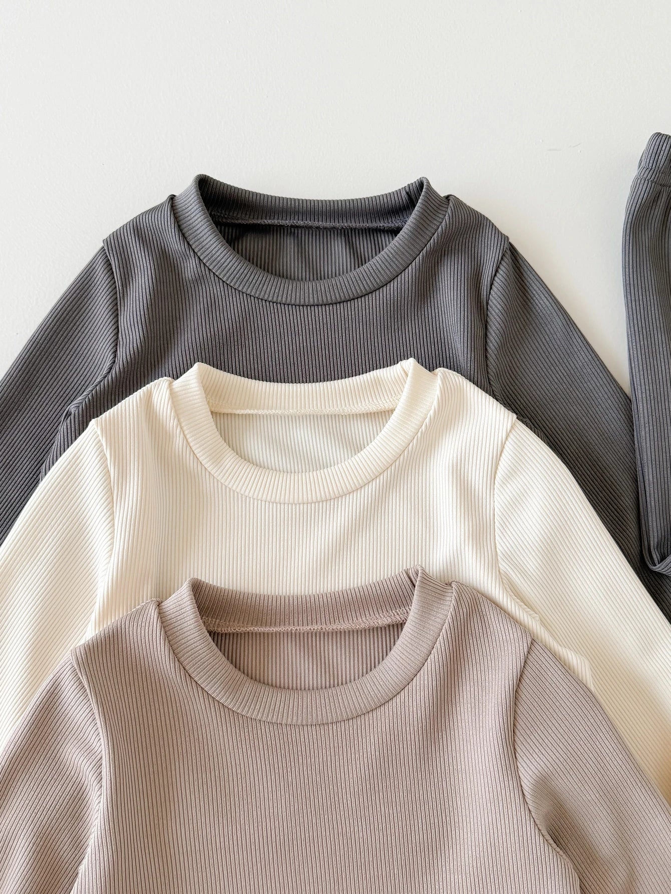 Souflis 2pcs Toddler Boy T-Shirt + Pants Cute Grey Beige White Solid Ribbed Knit Long Sleeve Round Neck Regular Birthday Party Fall Birthday Boy Cozy Jogging