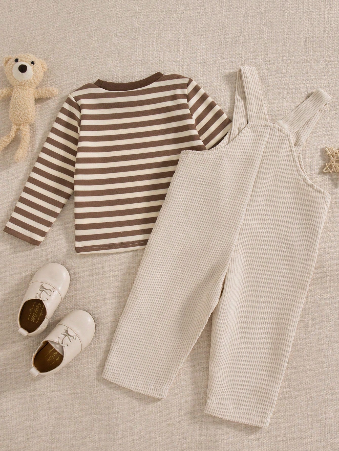 Souflis Souflis French Style Autumn/Winter New 2-Piece Set For Baby Boys 0-3 Years, Cute Bear Pattern Beige Corduroy Overalls With Brown Striped Crew Neck Long Sleeve Shirt, Adorable And Fashionable
