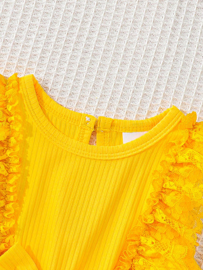 Souflis Souflis Newborn Baby Girl Summer Yellow Sweet Princess Style Lace Bow Flower Embroidery Sleeveless Jumpsuit, Loose Ruffle Edge Design, Suitable For Daily Outings, Leisure Travel, Family Gather