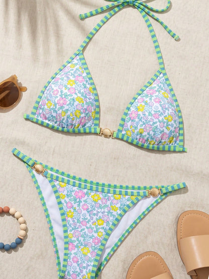 Summer New Arrival Fresh Floral Contrast Plaid Halter Bikini With Metal Shell Decor Triangle Cup Separate Swimwear, Flattering Sexy Swimwear Vacation