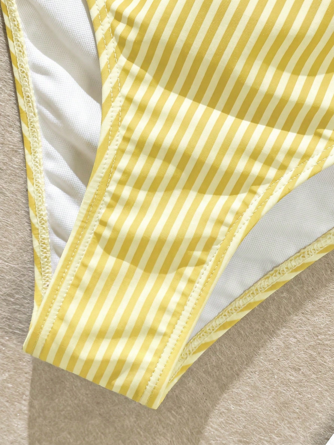 Sunnyshic New Summer Women's Bandeau Top With Ruffle Trim And Detachable Straps, Sexy Waist-Cinching Design, Paired With Shorts, Blue And White Striped Print, Fresh And Cute, Great For Travel, Vacatio
