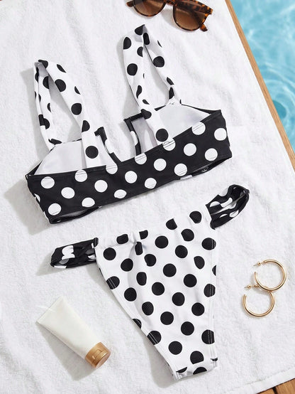 Sunnyshic Spring/Summer 2-Piece Women's Beachwear Set, Fashionable Cute Sexy Vacation Seaside Swimming Pool Party Random Print Polka Dot Black & White U-Neck Wide Strap Bandeau Top And Bikini Bottoms