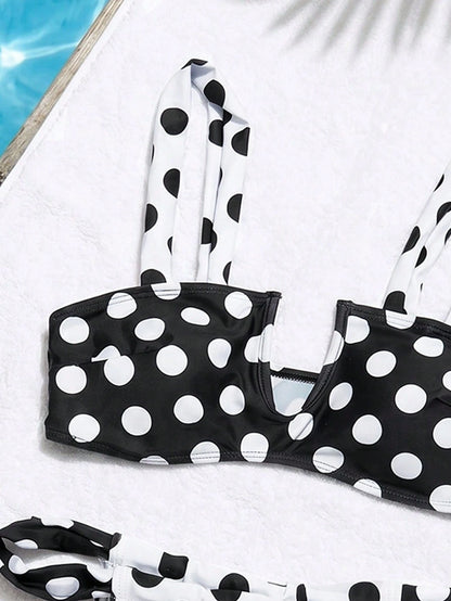 Sunnyshic Spring/Summer 2-Piece Women's Beachwear Set, Fashionable Cute Sexy Vacation Seaside Swimming Pool Party Random Print Polka Dot Black & White U-Neck Wide Strap Bandeau Top And Bikini Bottoms