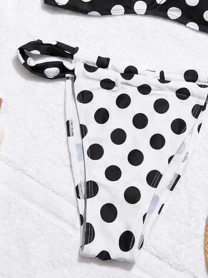 Sunnyshic Spring/Summer 2-Piece Women's Beachwear Set, Fashionable Cute Sexy Vacation Seaside Swimming Pool Party Random Print Polka Dot Black & White U-Neck Wide Strap Bandeau Top And Bikini Bottoms