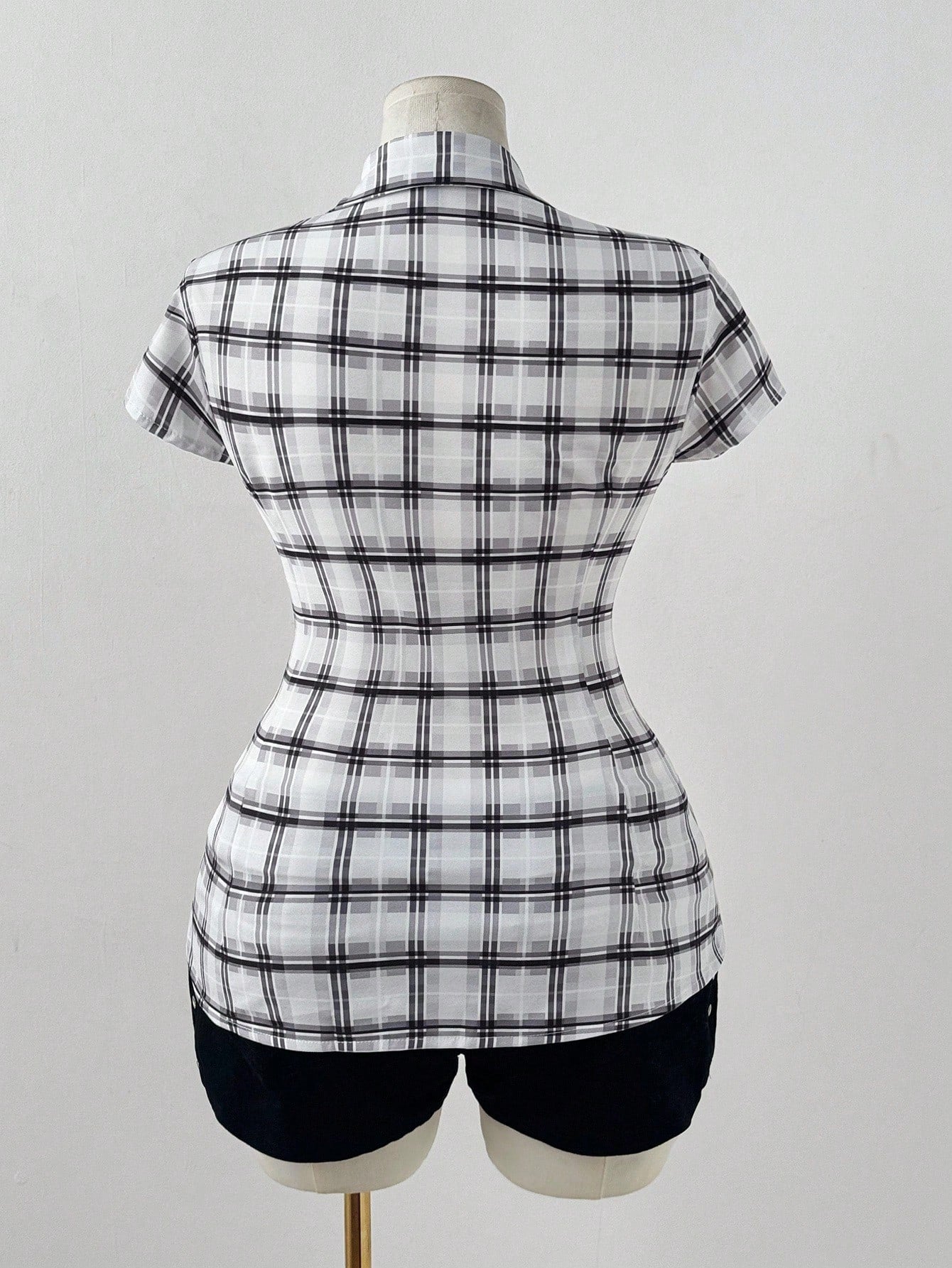 Sunspun Plus Size Plaid Short Sleeve Cinched Waist Casual Shirt