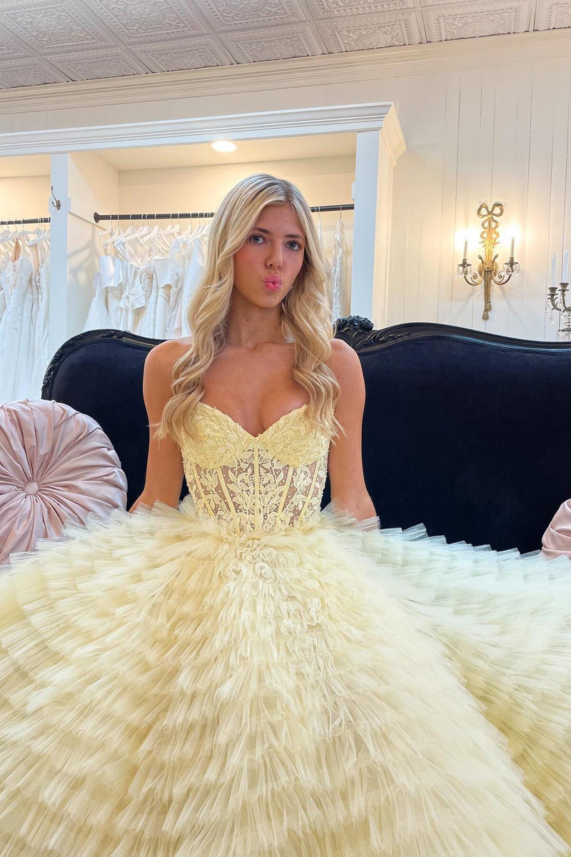 Sweetheart Lace and Tulle Tiered Ruffles Prom Dress