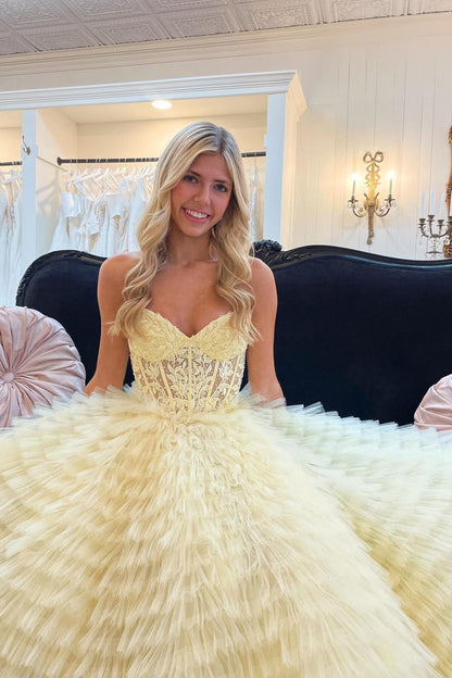 Sweetheart Lace and Tulle Tiered Ruffles Prom Dress