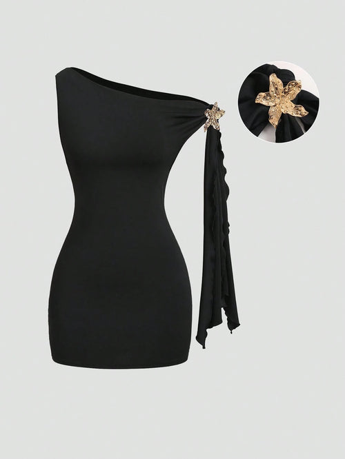 Sweetra Asymmetrical Neck Flutter Sleeve Sexy Black Bodycon Dress, Waist Cinched And Bodycon, Elegant French Style
