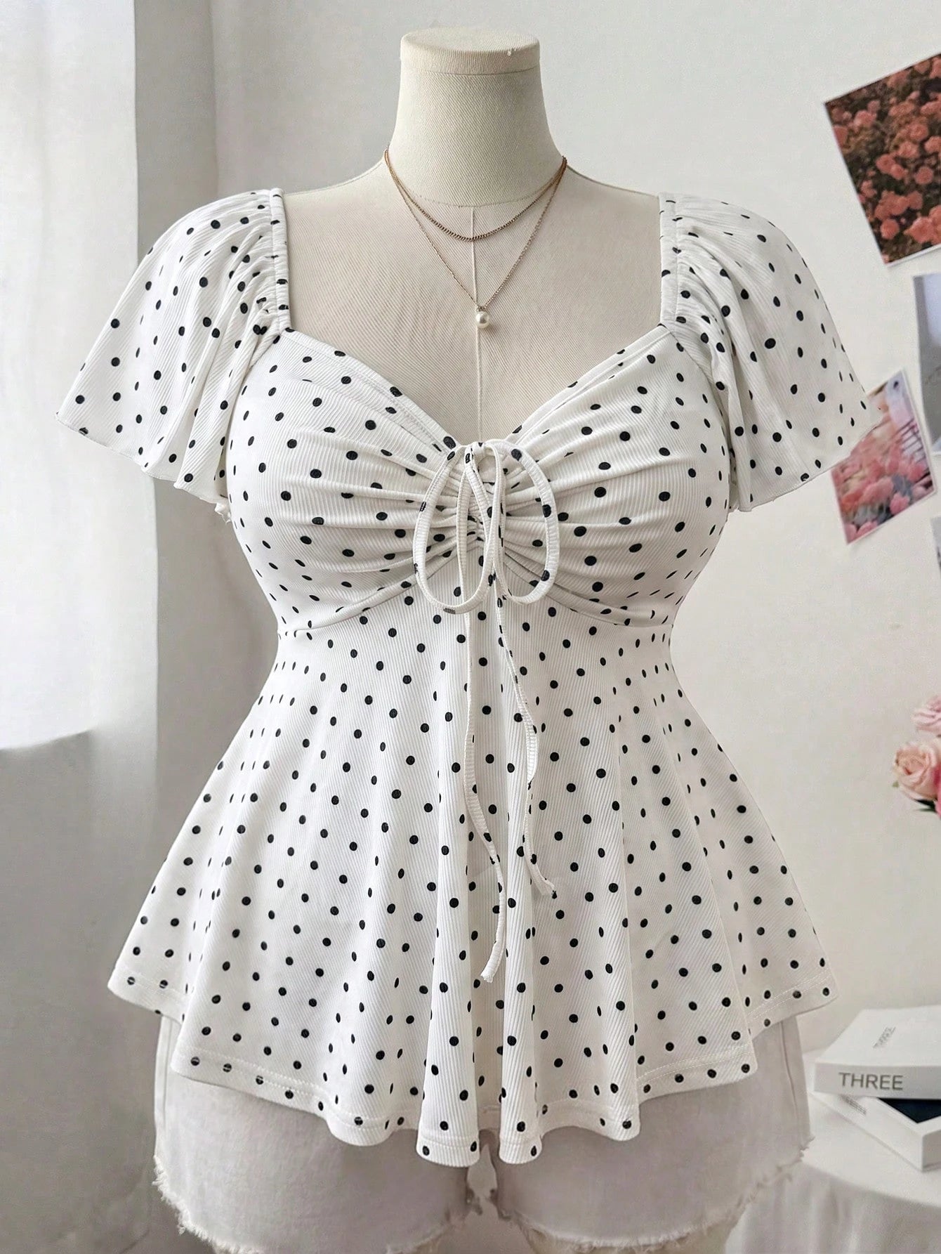 Sweetra Plus Size Women's Spring/Summer Square Neck Sweetheart Neck Drawstring Cap Sleeve Ruffle Sleeve Flutter Sleeve Small Ditsy Floral Casual Cute Elegant Vacation A-Line Elegant T-Shirt