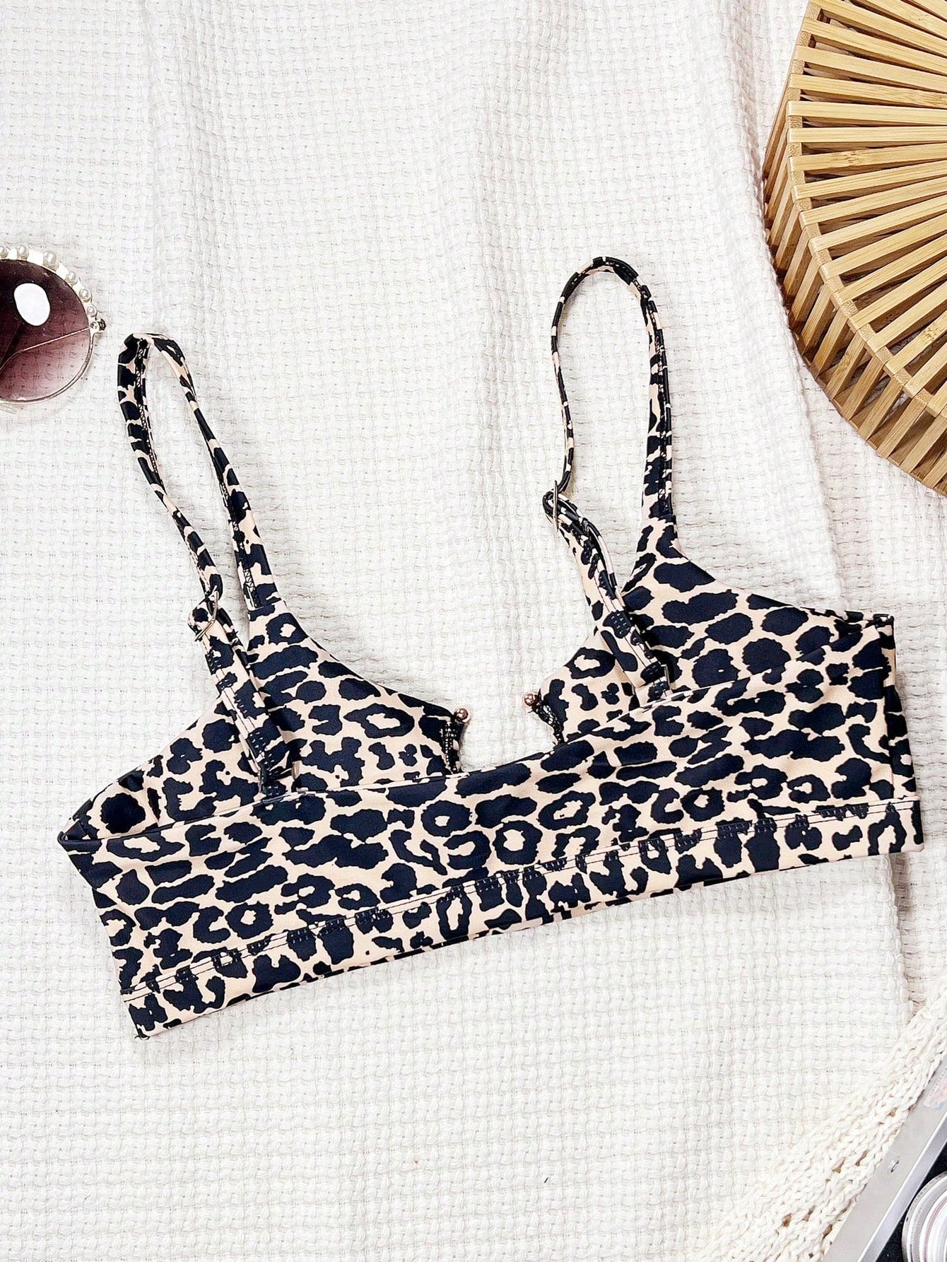 Swim Basics Summer Beach Ring Linked Bikini Top