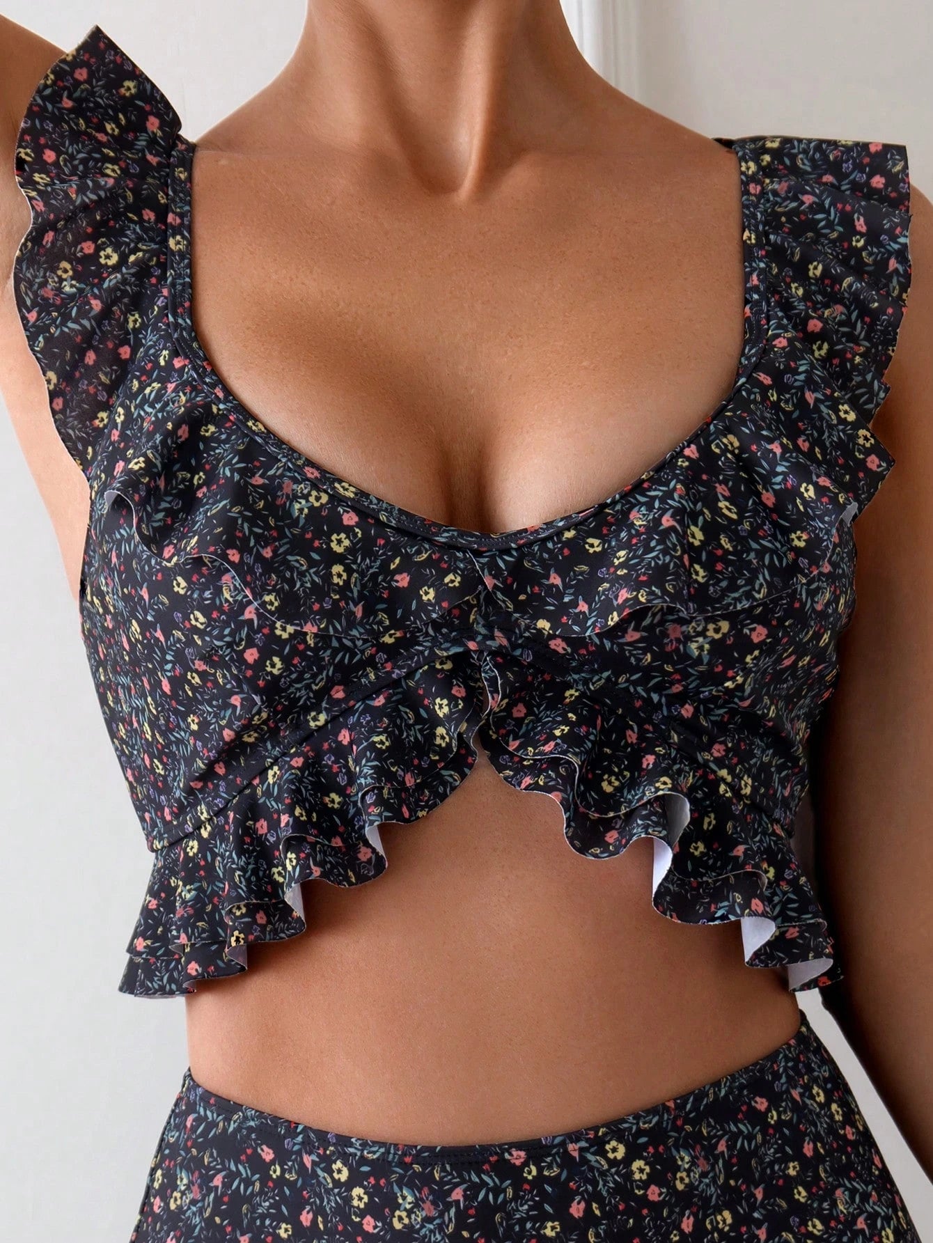 Swim Basics Summer Beach Vacation Allover Print Ditsy Print Ruffle Trim Spaghetti Strap Bikini Set