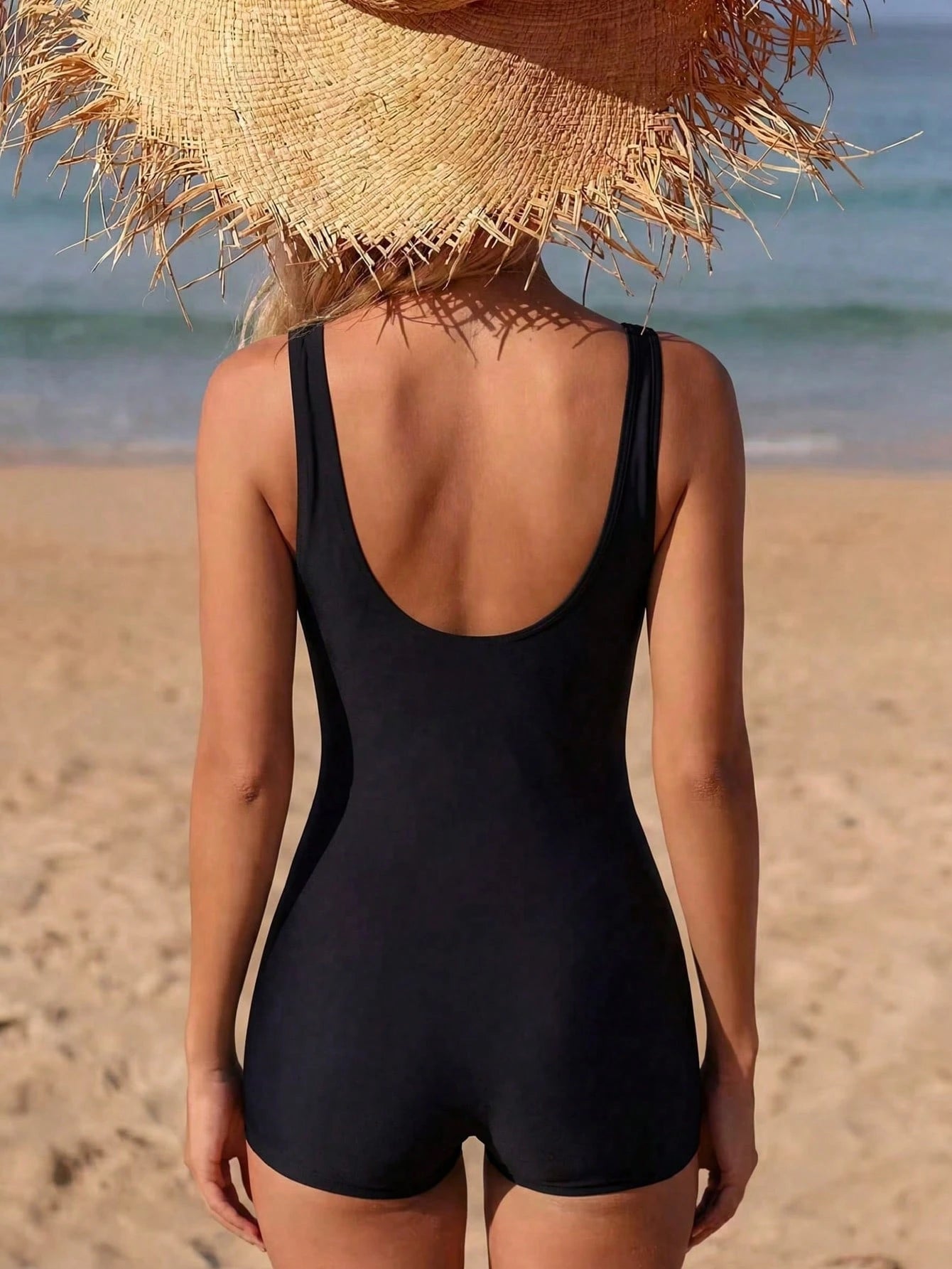 Swim Chiccia 2026 Spring/Summer Slimming Beach Fashionable Sexy Minimalist One-Piece Swimsuit With Shorts