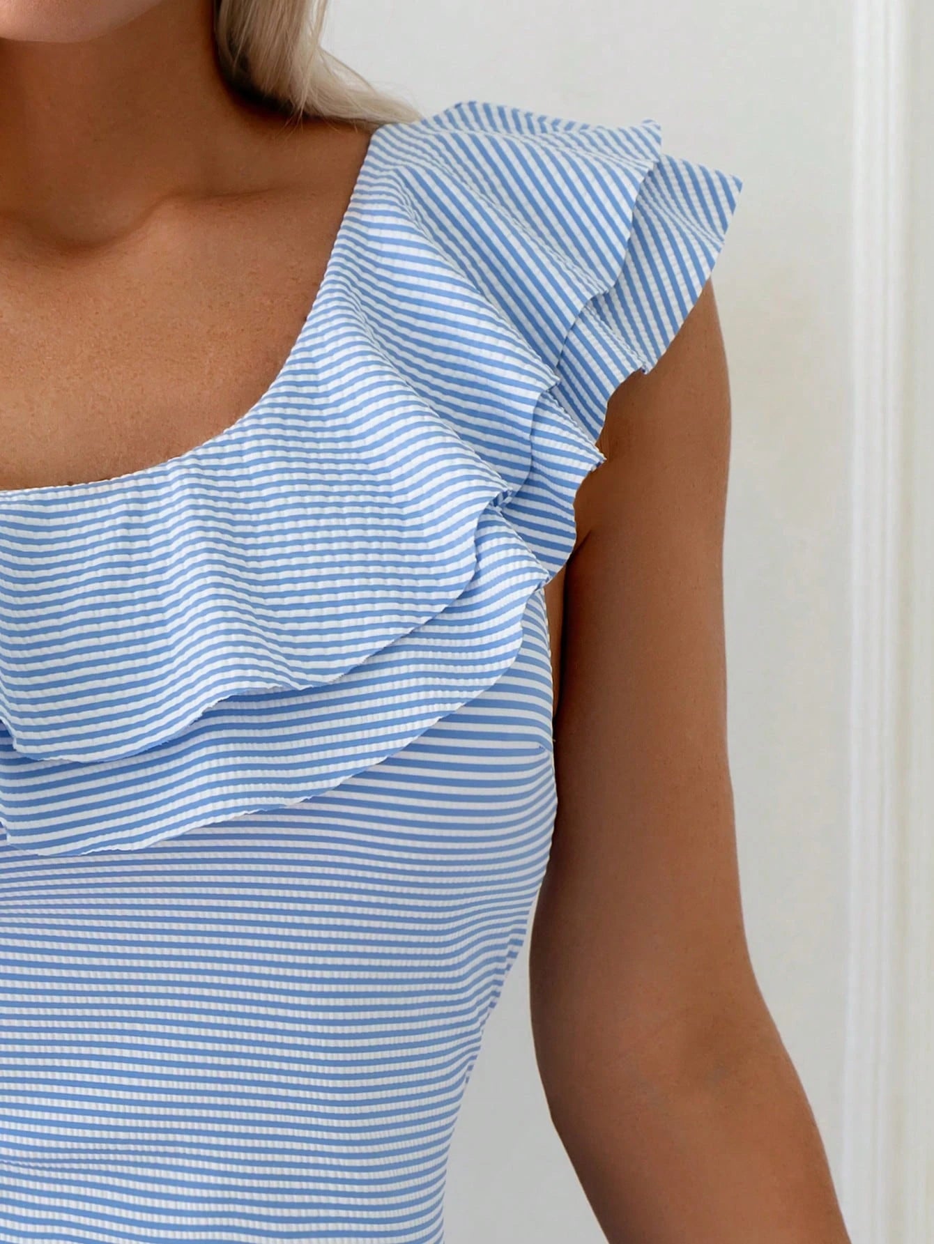 Swim Lushoire Women's Summer Holiday Outfit, Blue & White Striped Knit Fabric One-Shoulder Ruffle Swim Skirt And Regular Triangle Bottoms Set