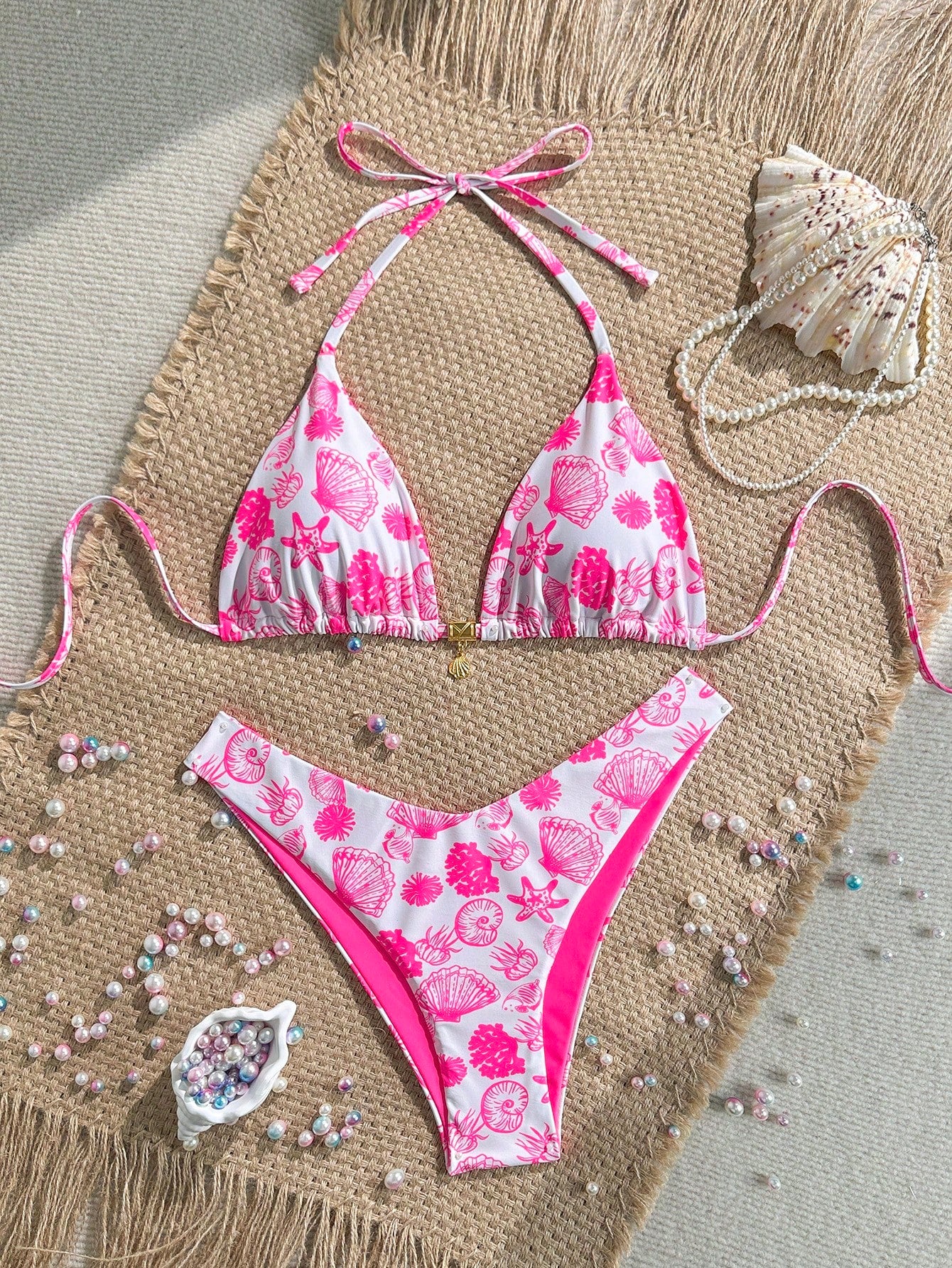 Swim Mod 2pcs/Set Summer Vacation Random Print Golden Shell Pendant Halter Bra Top & High-Cut Bikini Swimwear