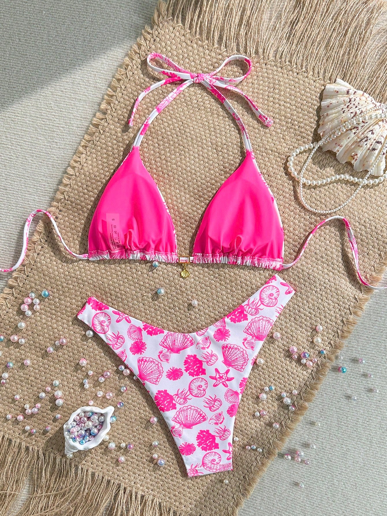 Swim Mod 2pcs/Set Summer Vacation Random Print Golden Shell Pendant Halter Bra Top & High-Cut Bikini Swimwear