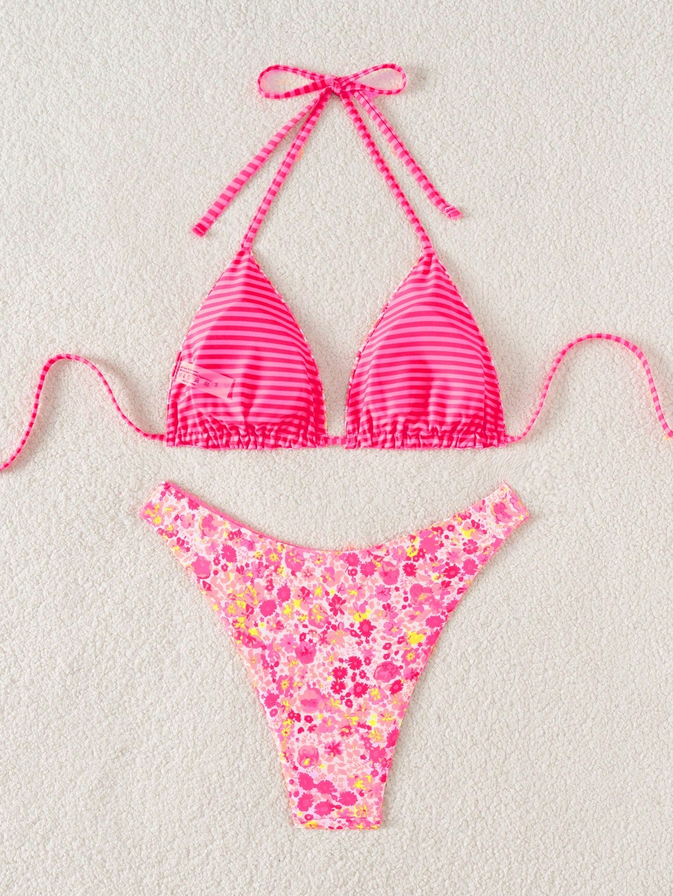 Swim Mod 2pcs Women's Cute Random Reversible Print Halter Top And Adorable Bottoms Bikini Set, Beach/Holiday For Summer Beach Vacation