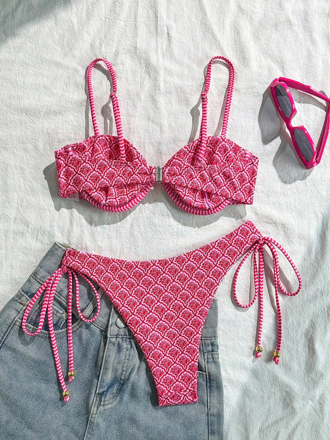 Swim Mod Random Print Wire-Free Push Up Cami Top And Side Tie Swim Bottoms Women 2 Pieces Swimsuit For Beach Summer Holiday Pink