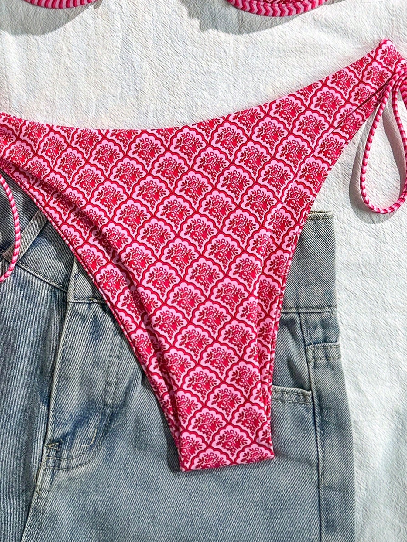 Swim Mod Random Print Wire-Free Push Up Cami Top And Side Tie Swim Bottoms Women 2 Pieces Swimsuit For Beach Summer Holiday Pink